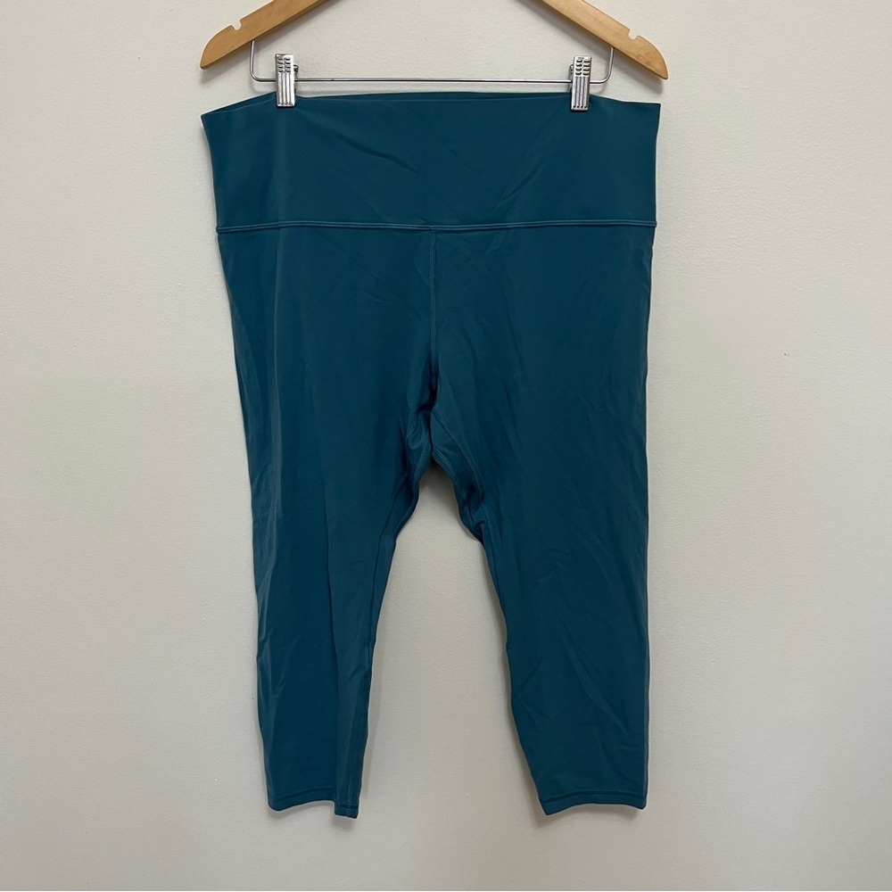 Lululemon Wunder Under Crop Blue Legging Size 18